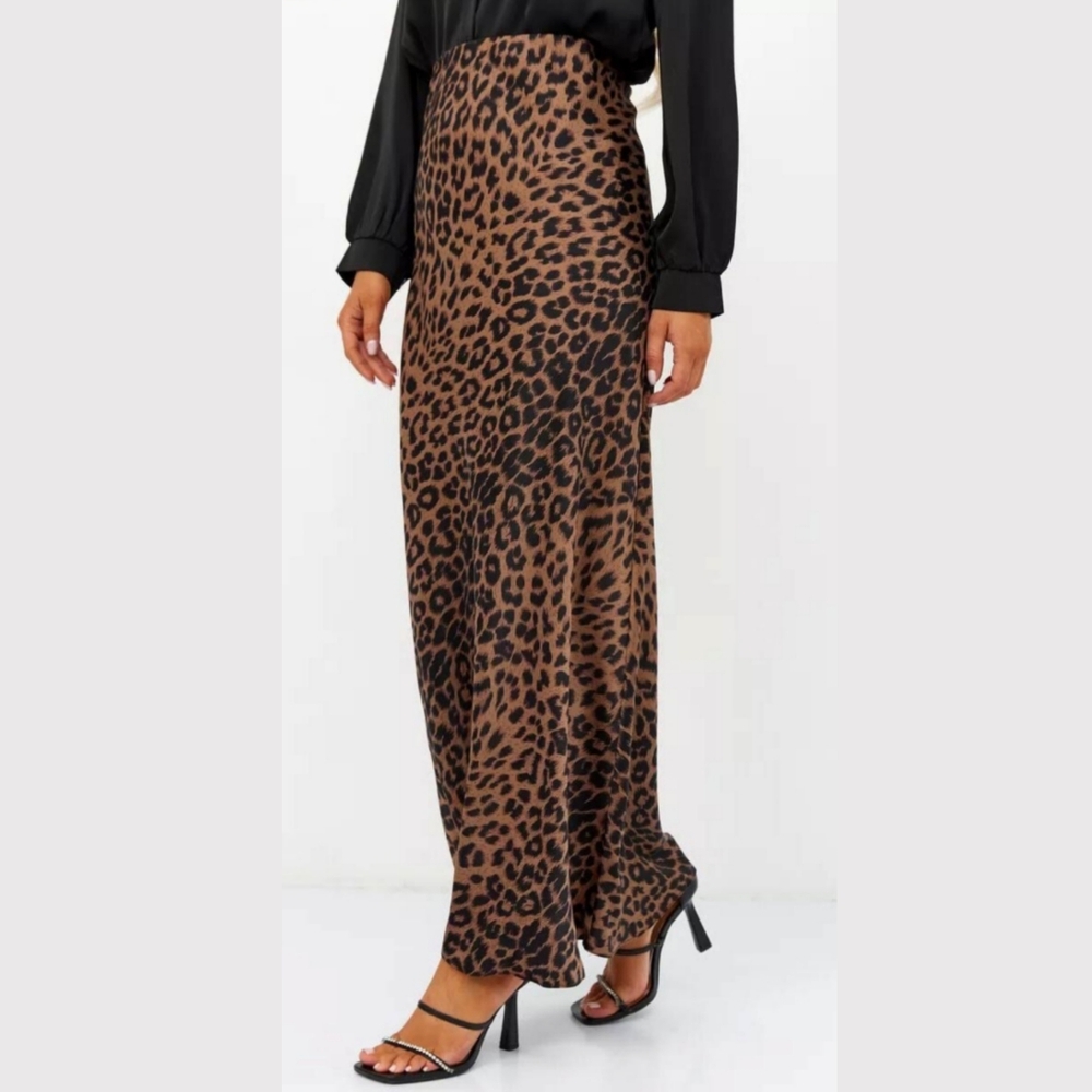 J-19 🌟 Leopard Animal Print Maxi Slip Skirt - Picture 2 of 2